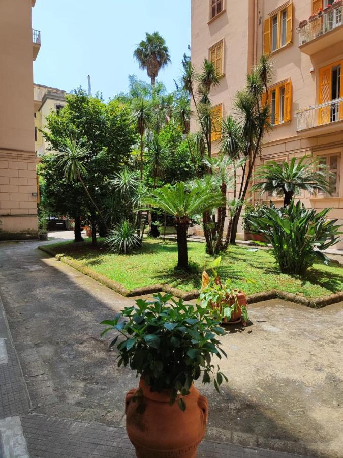 The House Of The Sunbeam Apartamento Nápoles Exterior foto